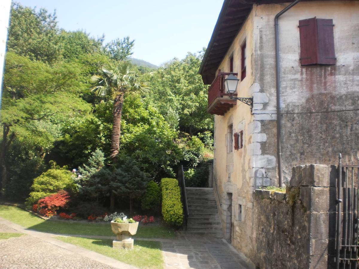 Larraenea Bed And Breakfast Lesaka Kültér fotó