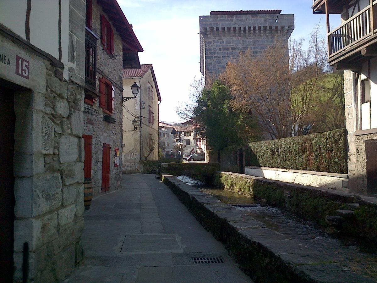 Larraenea Bed And Breakfast Lesaka Kültér fotó